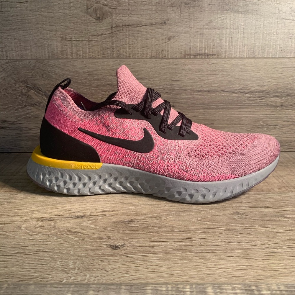 Nike Epic React Flyknit Plum Dust Pink Blast Black - Picture 2 of 5